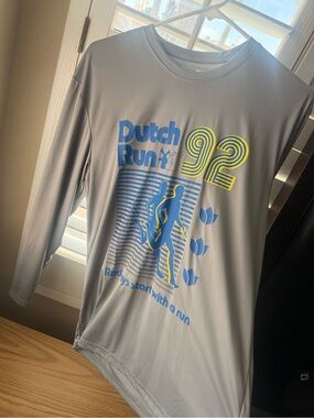Dutch Bros Gray Long Sleeve Run 92 Graphic Tee